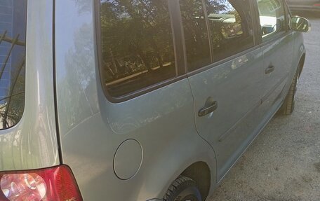 Volkswagen Touran III, 2007 год, 704 000 рублей, 17 фотография