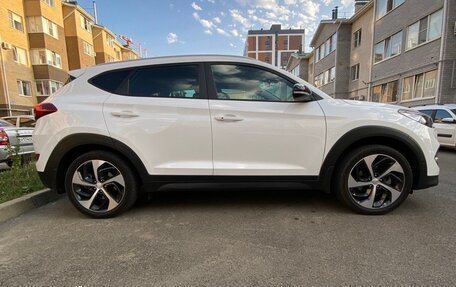 Hyundai Tucson III, 2015 год, 2 150 000 рублей, 1 фотография