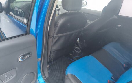 Renault Logan II, 2019 год, 950 000 рублей, 6 фотография