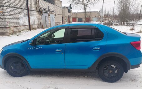 Renault Logan II, 2019 год, 950 000 рублей, 19 фотография