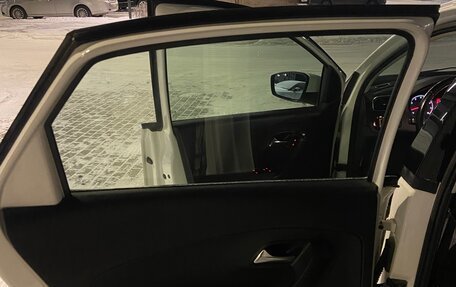 Volkswagen Polo VI (EU Market), 2013 год, 950 000 рублей, 9 фотография