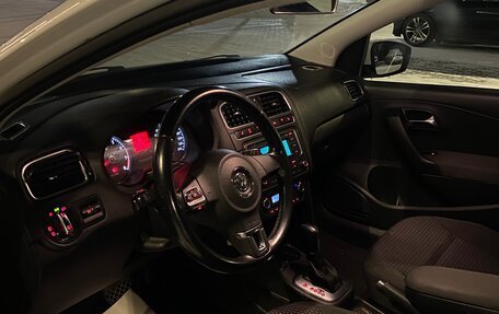 Volkswagen Polo VI (EU Market), 2013 год, 950 000 рублей, 13 фотография