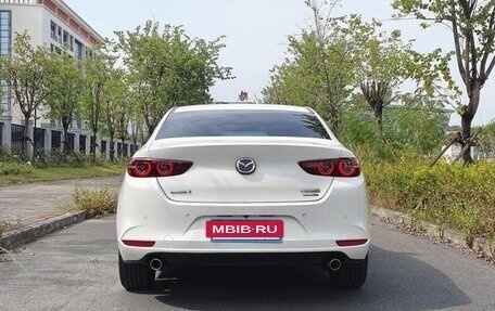 Mazda 3, 2022 год, 1 800 000 рублей, 5 фотография