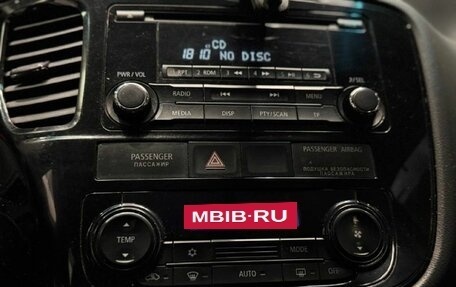 Mitsubishi Outlander III рестайлинг 3, 2012 год, 1 480 000 рублей, 10 фотография