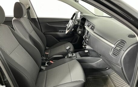 KIA Rio IV, 2018 год, 1 299 000 рублей, 14 фотография