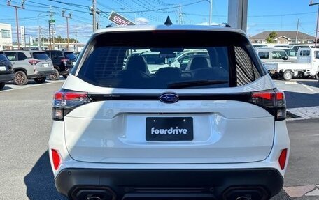 Subaru Forester, 2025 год, 4 800 000 рублей, 6 фотография