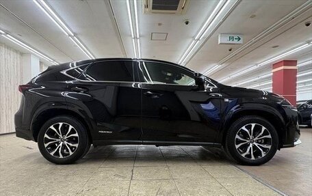 Lexus NX I, 2020 год, 2 660 000 рублей, 3 фотография