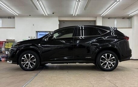 Lexus NX I, 2020 год, 2 660 000 рублей, 5 фотография