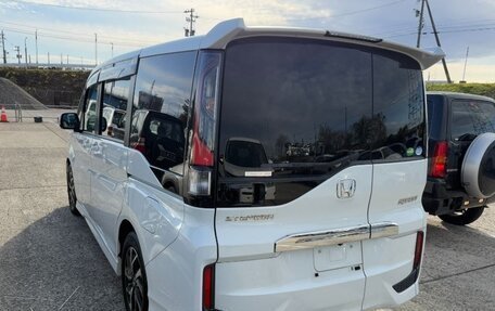 Honda Stepwgn IV, 2021 год, 2 000 000 рублей, 6 фотография