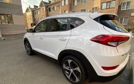 Hyundai Tucson III, 2015 год, 2 150 000 рублей, 10 фотография