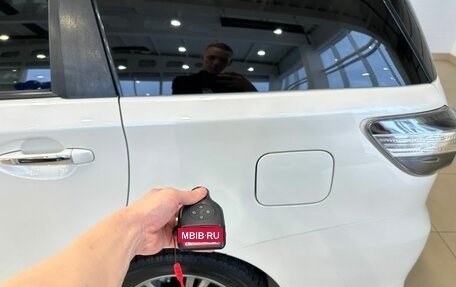 Toyota Wish II, 2012 год, 1 749 999 рублей, 24 фотография