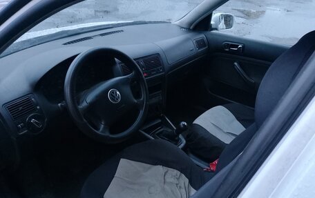 Volkswagen Golf V, 2003 год, 140 000 рублей, 3 фотография