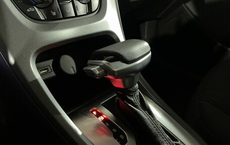 Opel Astra J, 2013 год, 870 000 рублей, 17 фотография