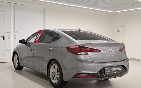 Hyundai Elantra VI рестайлинг, 2018 год, 1 320 000 рублей, 8 фотография