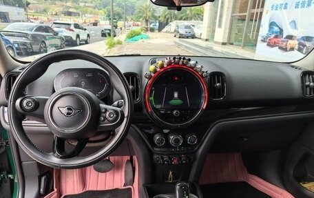 MINI Countryman II (F60), 2021 год, 2 350 000 рублей, 5 фотография