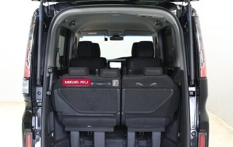 Honda Stepwgn IV, 2021 год, 2 050 000 рублей, 13 фотография