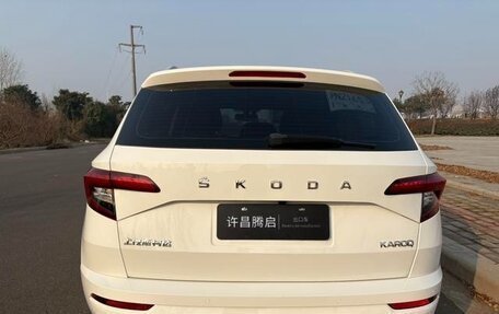 Skoda Karoq I, 2022 год, 1 800 000 рублей, 6 фотография