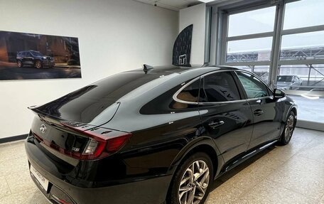 Hyundai Sonata VIII, 2021 год, 2 350 000 рублей, 5 фотография