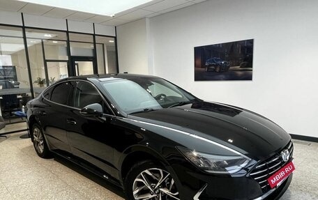 Hyundai Sonata VIII, 2021 год, 2 350 000 рублей, 4 фотография