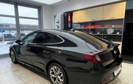 Hyundai Sonata VIII, 2021 год, 2 350 000 рублей, 7 фотография