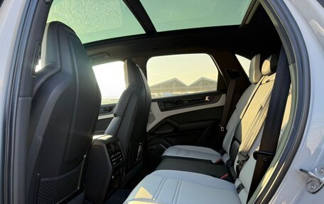 Porsche Cayenne III, 2025 год, 18 700 000 рублей, 21 фотография