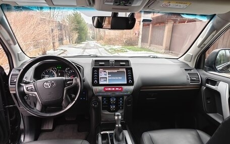 Toyota Land Cruiser Prado 150 рестайлинг 2, 2021 год, 7 500 000 рублей, 8 фотография