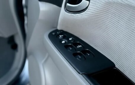 Honda Stream II, 2011 год, 1 015 000 рублей, 21 фотография