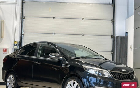 KIA Rio III рестайлинг, 2017 год, 995 000 рублей, 1 фотография