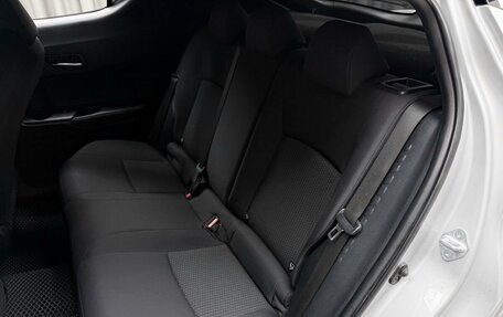 Toyota C-HR I рестайлинг, 2018 год, 2 050 000 рублей, 9 фотография