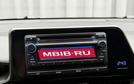 Toyota C-HR I рестайлинг, 2018 год, 2 050 000 рублей, 11 фотография