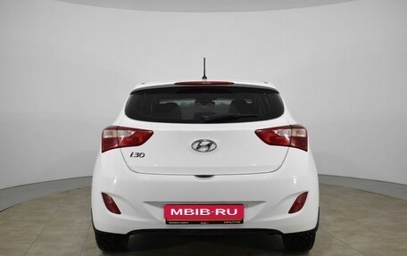 Hyundai i30 II рестайлинг, 2015 год, 980 000 рублей, 6 фотография