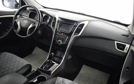 Hyundai i30 II рестайлинг, 2015 год, 980 000 рублей, 11 фотография