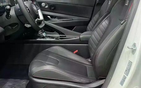 Hyundai Elantra, 2022 год, 1 579 999 рублей, 8 фотография