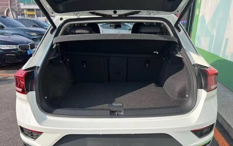 Volkswagen T-Roc I, 2022 год, 1 920 000 рублей, 7 фотография