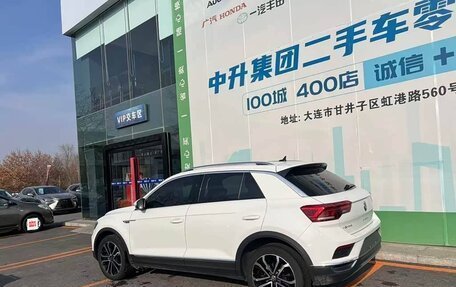 Volkswagen T-Roc I, 2022 год, 1 920 000 рублей, 3 фотография