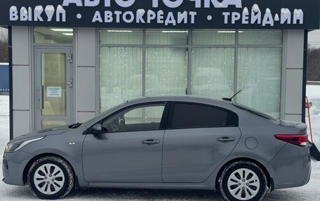 KIA Rio IV, 2018 год, 1 299 000 рублей, 6 фотография