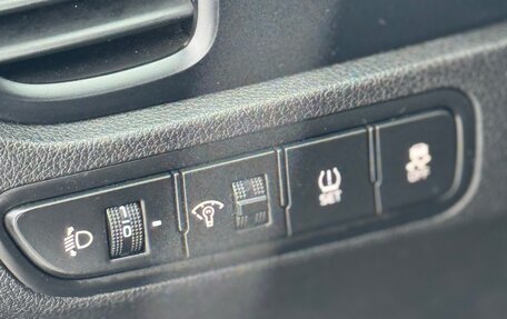 KIA Rio IV, 2018 год, 1 299 000 рублей, 25 фотография