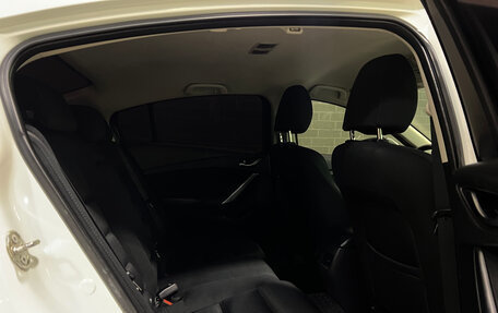 Mazda 6, 2017 год, 1 610 000 рублей, 12 фотография