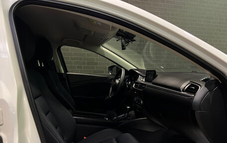 Mazda 6, 2017 год, 1 610 000 рублей, 11 фотография