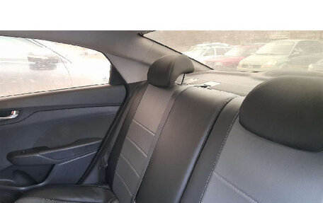 Hyundai Solaris II рестайлинг, 2018 год, 650 000 рублей, 18 фотография