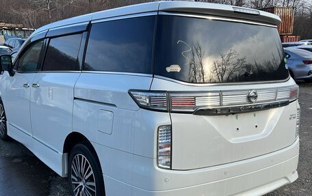Nissan Elgrand III, 2020 год, 3 500 000 рублей, 5 фотография