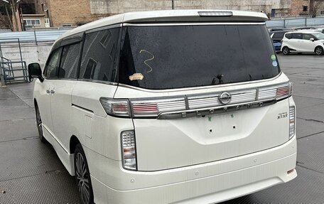 Nissan Elgrand III, 2020 год, 3 500 000 рублей, 6 фотография