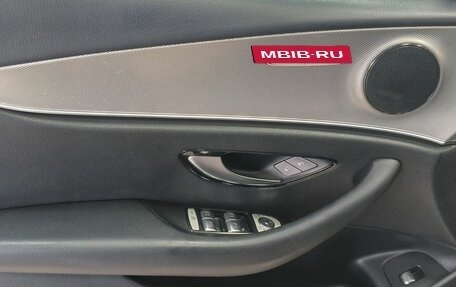 Mercedes-Benz E-Класс, 2019 год, 2 375 000 рублей, 18 фотография