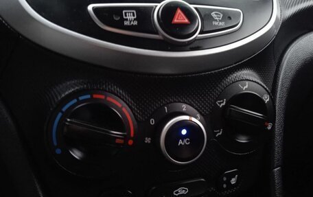 Hyundai Solaris II рестайлинг, 2014 год, 795 000 рублей, 14 фотография