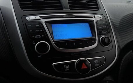 Hyundai Solaris II рестайлинг, 2014 год, 795 000 рублей, 13 фотография