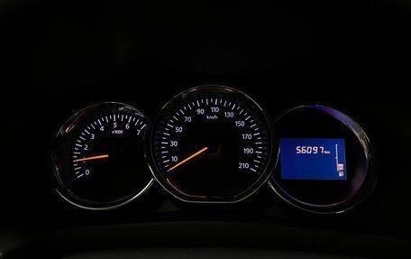 Renault Logan II, 2018 год, 890 000 рублей, 18 фотография