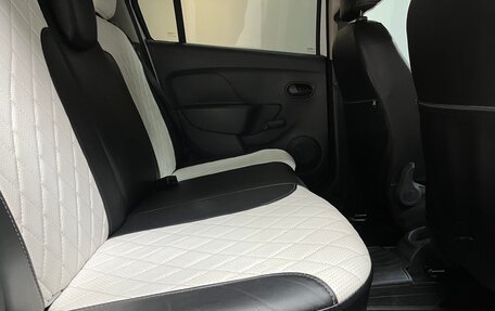 Renault Logan II, 2018 год, 890 000 рублей, 16 фотография