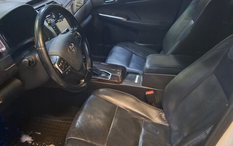 Toyota Camry, 2018 год, 1 800 000 рублей, 5 фотография