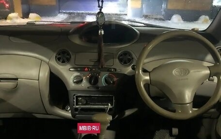 Toyota Platz, 1999 год, 360 000 рублей, 9 фотография