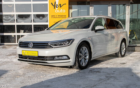 Volkswagen Passat B8 рестайлинг, 2015 год, 1 359 000 рублей, 2 фотография